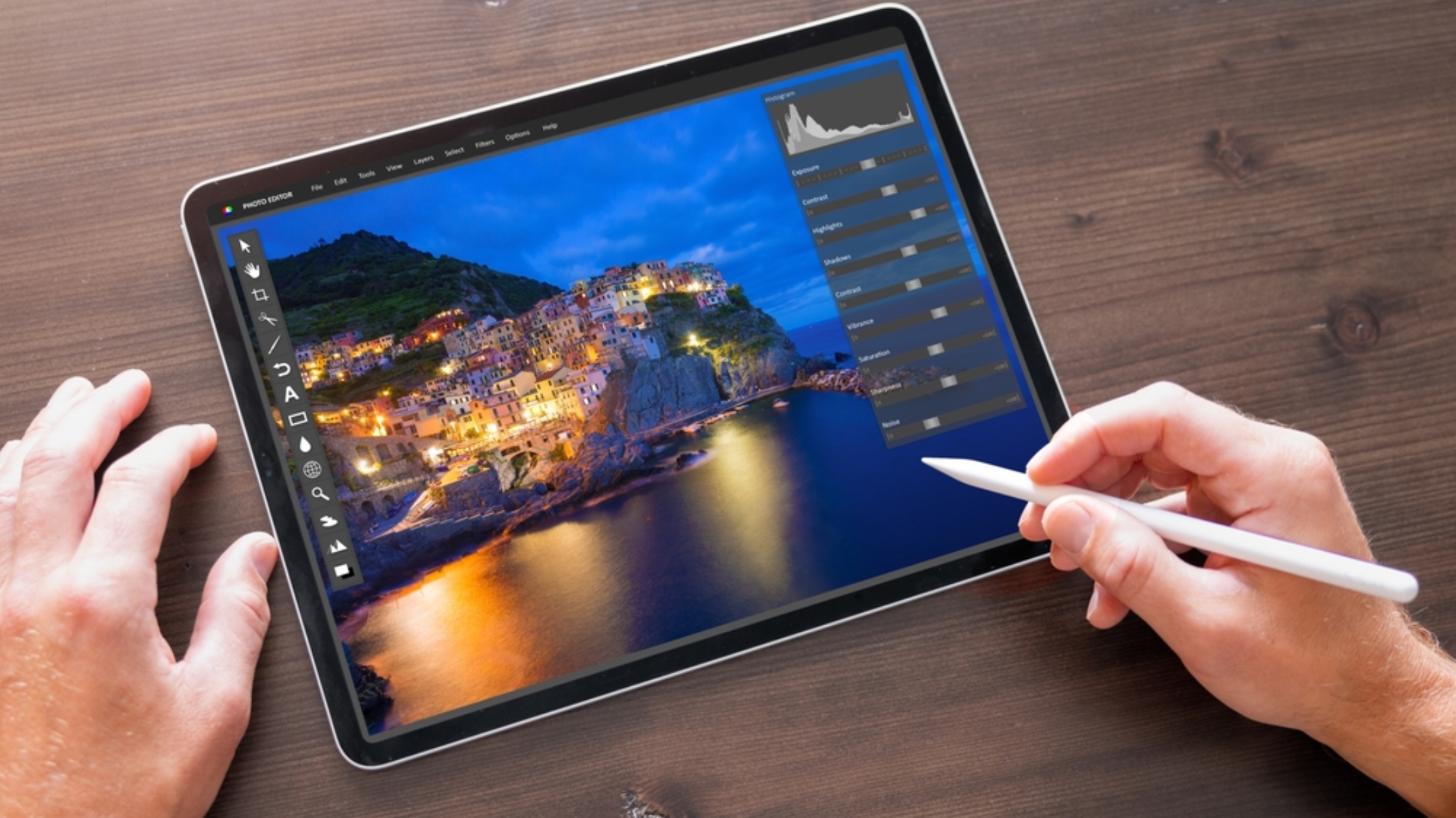 Photoshop portfolio, Graphic design portfolio, Photoshop course, Design portfolio, Online portfolio, How to build a portfolio after a Photoshop course, Best way to create a Photoshop portfolio, Photoshop portfolio tips for beginners, How to showcase P